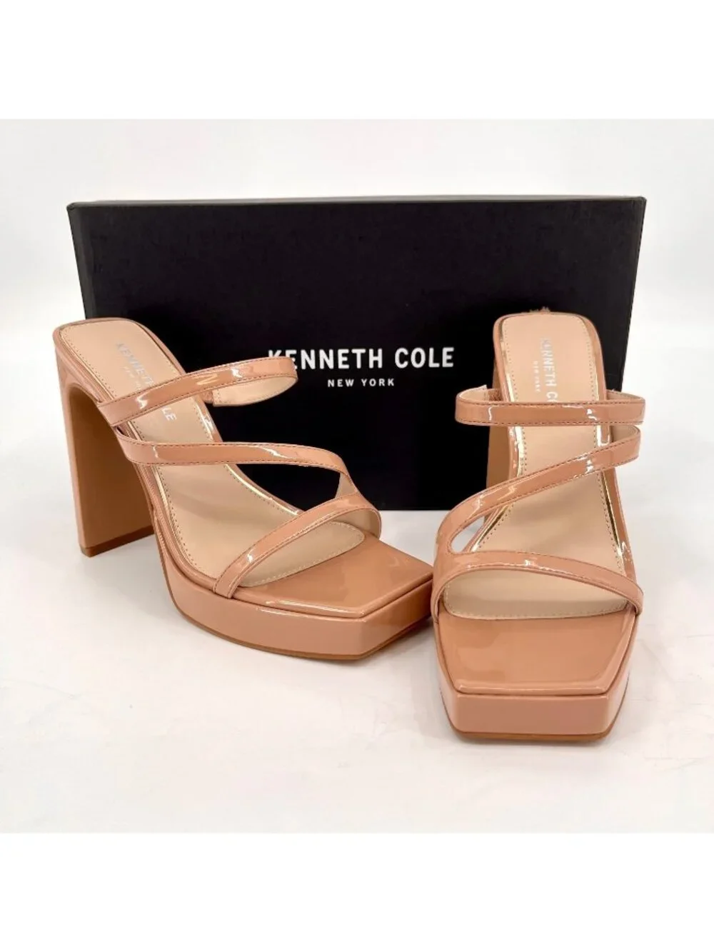 Kenneth Cole Tala Platform Heels Size 7M Buff Patent Strappy Square Toe Sandals